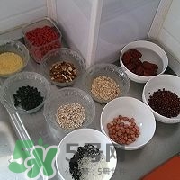 怎么用電飯煲煮臘八粥？電飯煲怎么熬臘八粥？