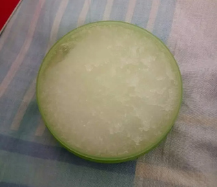 護(hù)膚品凍了還能用嗎？化妝品凍成冰了還能用嗎？