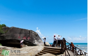 春節(jié)去三亞穿什么？過年春節(jié)去三亞穿什么衣服？