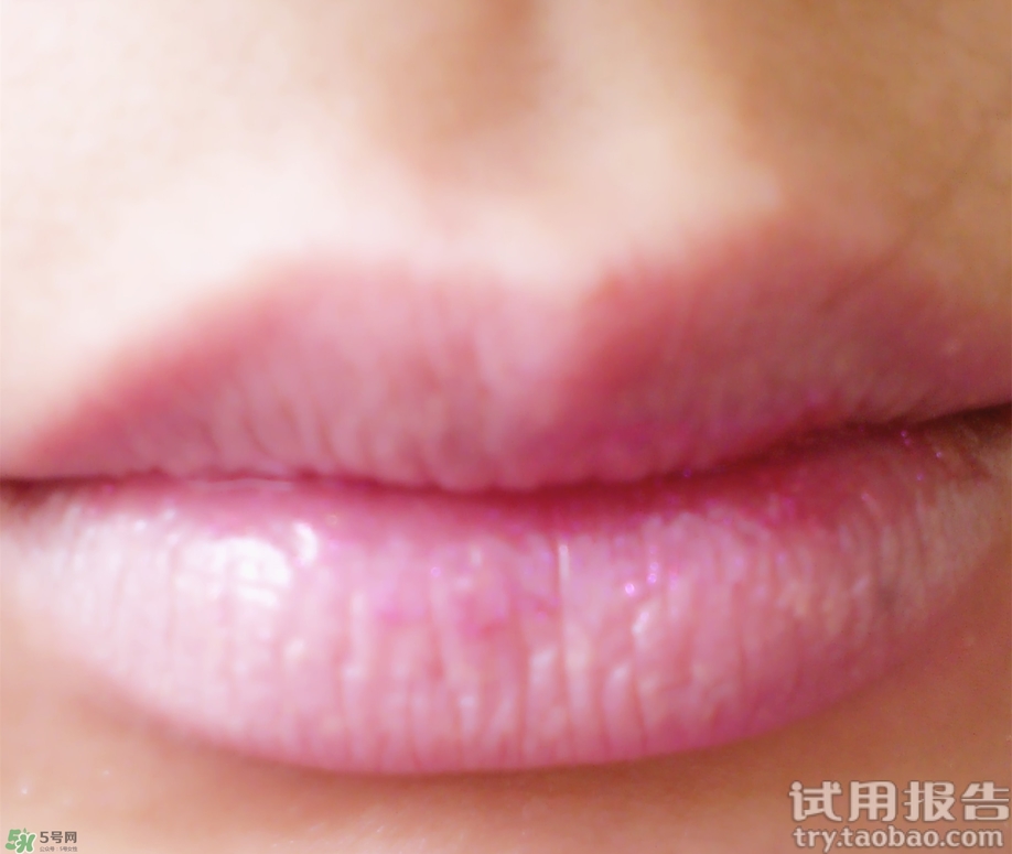 唇部遮瑕膏能吃嗎？唇部遮瑕膏吃了有毒嗎？