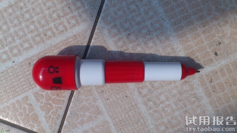 唇部遮瑕膏能吃嗎？唇部遮瑕膏吃了有毒嗎？
