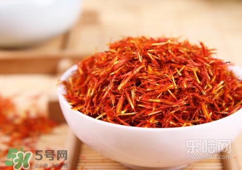 高血脂泡腳用什么藥好？高血脂用什么藥泡腳？