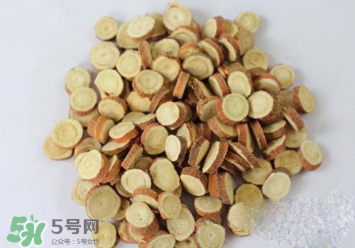 高血脂泡腳用什么藥好？高血脂用什么藥泡腳？
