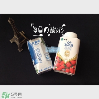 純甄和安慕希哪個好？純甄和安慕希酸奶哪個好喝？