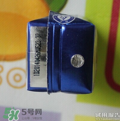 純甄和安慕希哪個好？純甄和安慕希酸奶哪個好喝？
