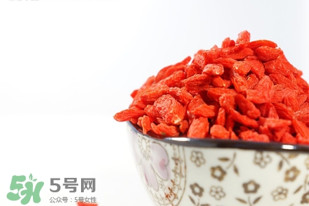 有乙肝能吃枸杞嗎？乙肝病人可以吃枸杞嗎？
