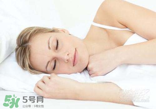 孕婦可以經(jīng)常摸肚子嗎？孕婦經(jīng)常摸肚子會(huì)怎樣？