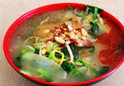 吃麻辣燙會口腔潰瘍嗎？口腔潰瘍能吃麻辣燙嗎？