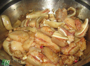 豬耳朵怎么腌制？腌豬耳朵的做法大全