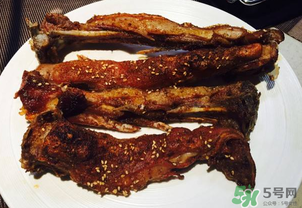 烤箱烤羊排多長(zhǎng)時(shí)間？烤箱烤羊排的溫度和時(shí)間