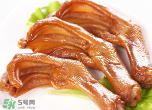 鹵鴨掌要多長(zhǎng)時(shí)間？鹵鴨掌鹵多長(zhǎng)時(shí)間？