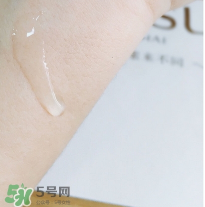 美容液是精華液嗎？美容液和精華液的區(qū)別