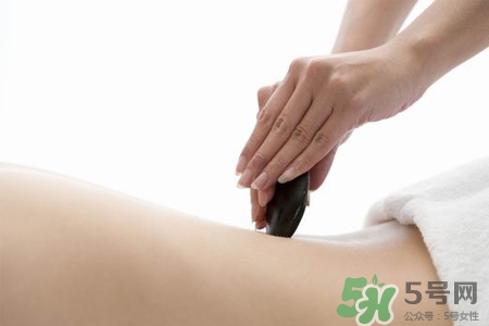 刮痧可以治痘痘嗎？刮痧對(duì)痘痘有用嗎？