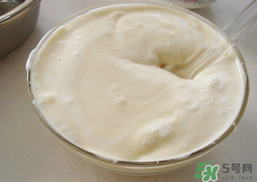 面糊用熱水還是涼水？面糊是用熱水調(diào)還是用涼水調(diào)？