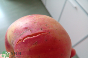 蘋果裂口怎么回事？蘋果裂口能不能吃？