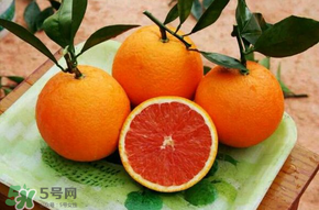 血橙和普通橙子有什么區(qū)別？血橙比普通的橙子好吃嗎？