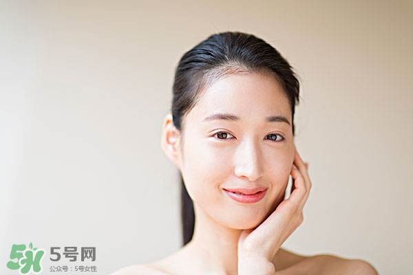 嘴唇起泡腫了怎么辦？嘴唇起泡腫了怎么消腫