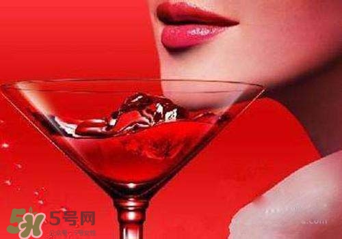紅酒做面膜可以直接敷臉嗎？紅酒可以直接敷臉嗎？
