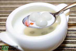 湯圓為什么會(huì)變紅？湯圓變紅有毒嗎？