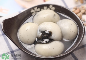 芝麻湯圓上火嗎？吃黑芝麻湯圓上火嗎？