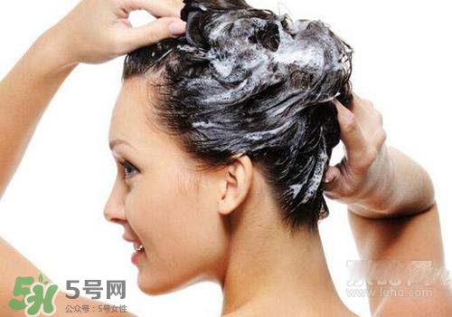 染發(fā)前可以洗頭嗎？染發(fā)前洗頭好還是不洗頭好？
