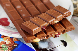 瑞士蓮巧克力是lindt還是lindor？瑞士蓮巧克力有幾種口味？
