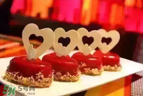 情人節(jié)晚餐吃什么？情人節(jié)晚餐在哪里吃合適？