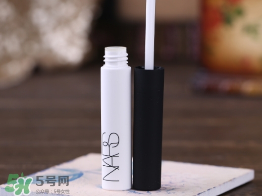 nars眼部打底怎么用？nars眼部打底使用方法