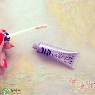 urban decay眼部打底膏哪個(gè)顏色好？urban decay眼部打底膏試色