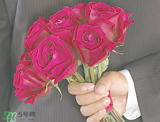 男朋友不在身邊怎樣過情人節(jié)？情人節(jié)沒有男朋友怎么過？