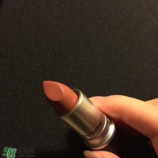 mac唇膏奶茶色是幾號？mac唇膏mocha試色