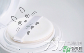 vant氣墊cc黑色和白色哪款好？vant36.5氣墊cc黑色和白色區(qū)別