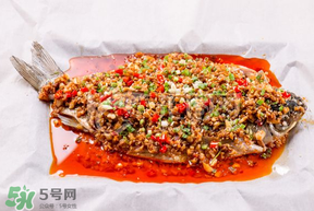 紙上烤魚的用的是什么紙？紙上烤魚的紙有毒嗎？
