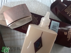 CT粉底液好用嗎？Charlotte Tilbury粉底液怎么樣？