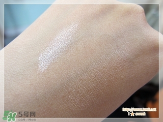 貝玲妃高光棒怎么用？貝玲妃高光棒使用方法