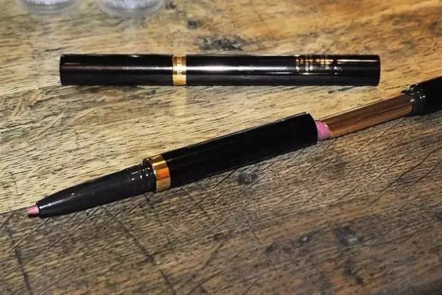 tom ford和迪奧哪個好？tom ford口紅和dior口紅哪個好？