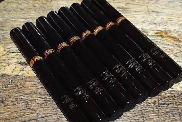 tom ford和迪奧哪個好？tom ford口紅和dior口紅哪個好？