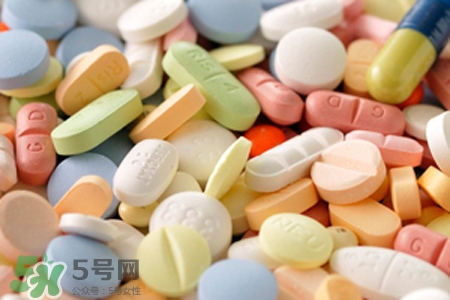 預防禽流感吃什么藥？板藍根可以預防禽流感嗎？