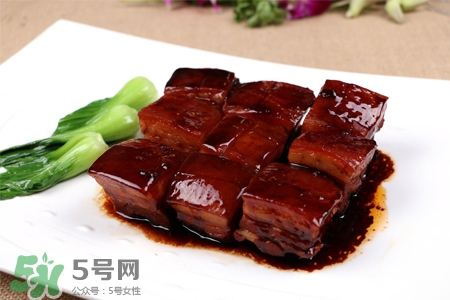 紅燒肉可以用紅糖嗎？紅燒肉用紅糖還是白糖？