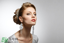 一次性耳釘怎么取下來(lái)？一次性耳釘多久取下來(lái)？