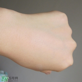 canmake花瓣高光怎么用？canmake花瓣雕刻高光使用方法