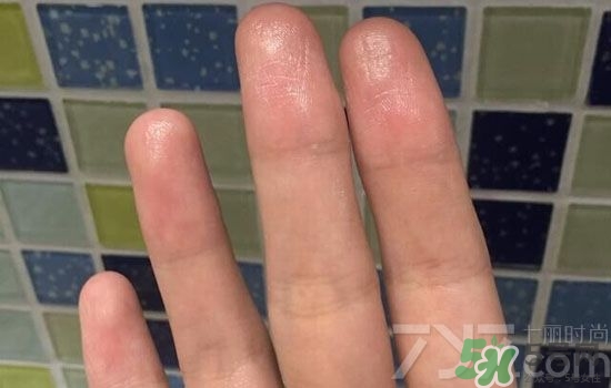 安耐曬金瓶怎么樣？安耐曬金瓶好用嗎？