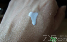 安耐曬金瓶怎么樣？安耐曬金瓶好用嗎？