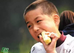 吃甘蔗嘴爛了怎么辦？吃甘蔗嘴角爛了怎么辦？