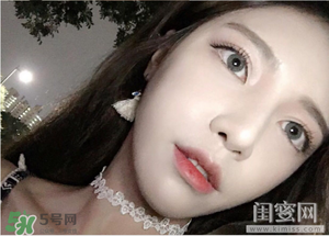 煙熏玫瑰色適合什么膚色？煙熏玫瑰色口紅適合黃皮嗎？