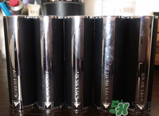 紀(jì)梵希小羊皮是啞光嗎？紀(jì)梵希小羊皮干不干？