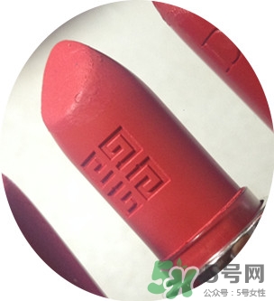 紀(jì)梵希小羊皮是啞光嗎？紀(jì)梵希小羊皮干不干？