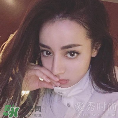 煙熏玫瑰色適合什么膚色？煙熏玫瑰色口紅適合黃皮嗎？