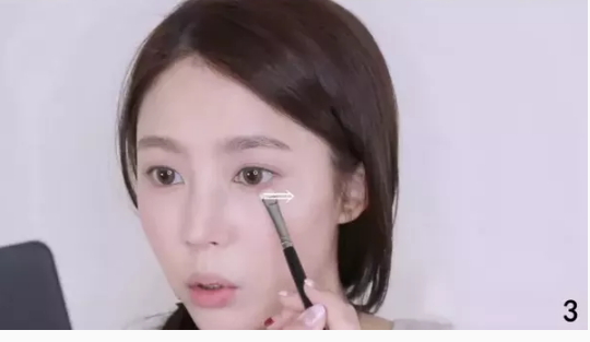 干玫瑰色妝容怎么化？干玫瑰色妝容畫法步驟