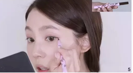 干玫瑰色妝容怎么化？干玫瑰色妝容畫法步驟